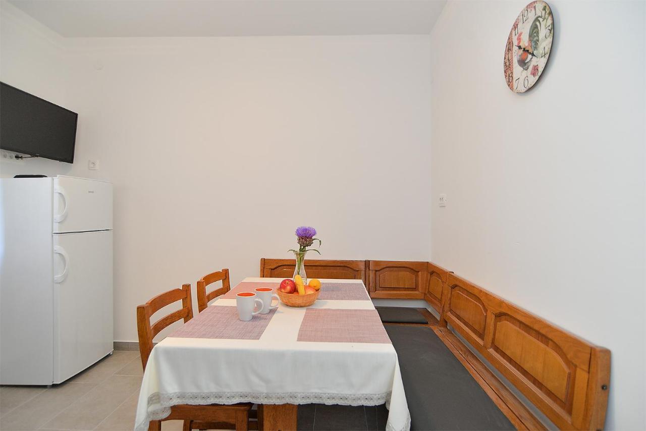 Nedo 2047 Apartment