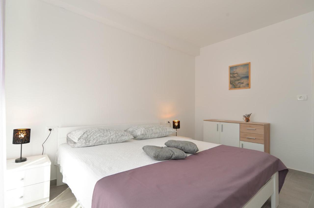 Apartment Nedo 2047 Fazana